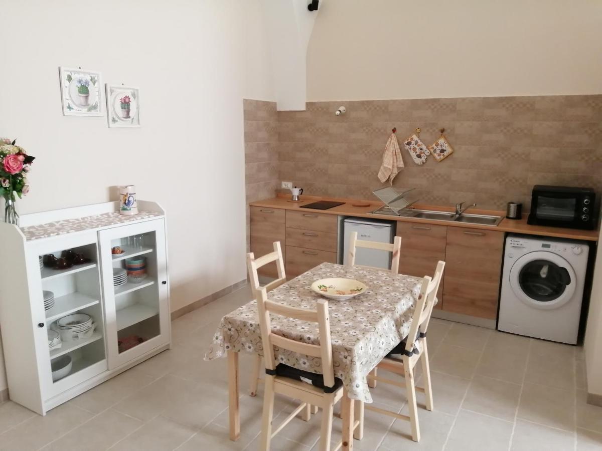 Casa Dell'Arco Apartment Монополи Екстериор снимка