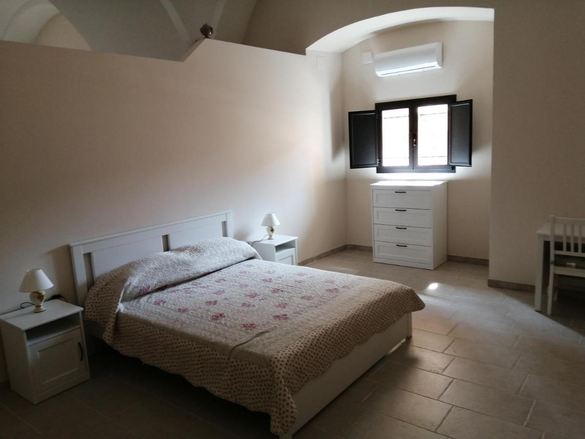 Casa Dell'Arco Apartment Монополи Екстериор снимка