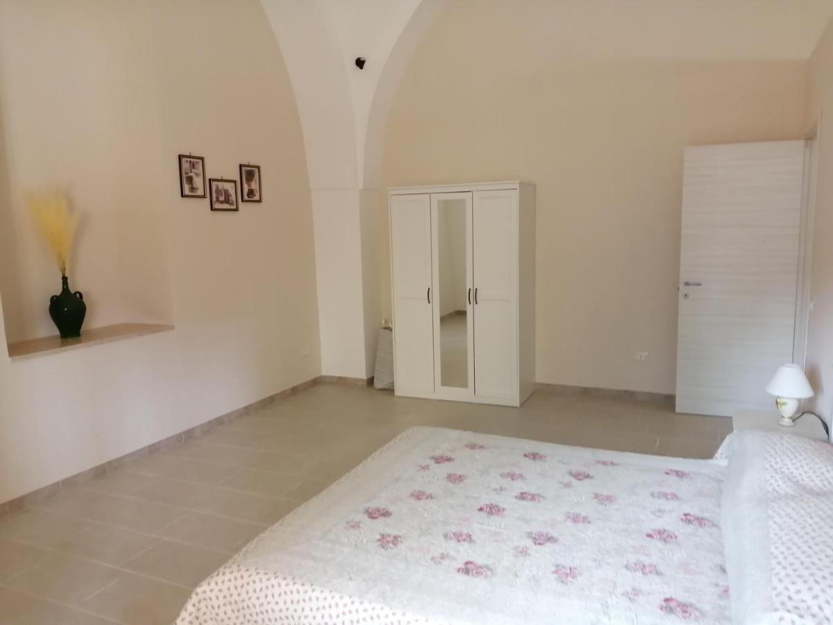 Casa Dell'Arco Apartment Монополи Екстериор снимка